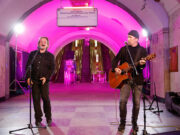U2’s Bono gives ‘freedom’ concert in Kyiv metro