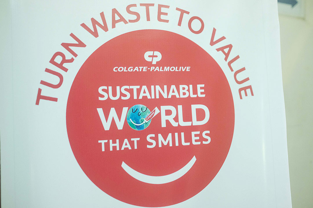 GreenAntz-Colgate-Turn-Waste-To-Value,-Sustainable-World-That-Smiles