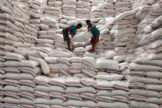 Marcos to roll out nationwide program on subsidized rice amid inflation risks