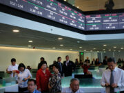 PHL shares slip again as investors pocket gains
