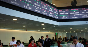 PSEi surges to 6,300 level as blue chips rally