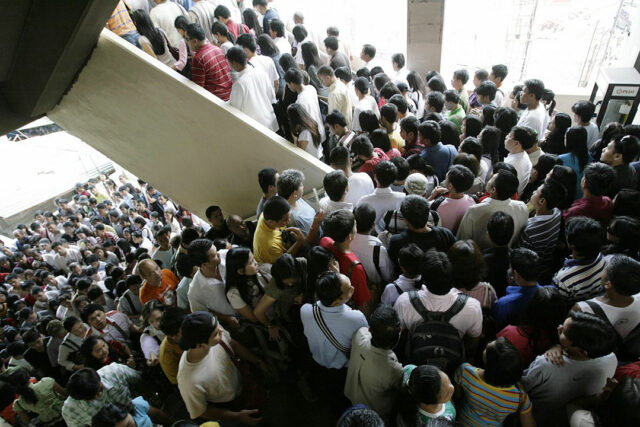 commuters-mrt3