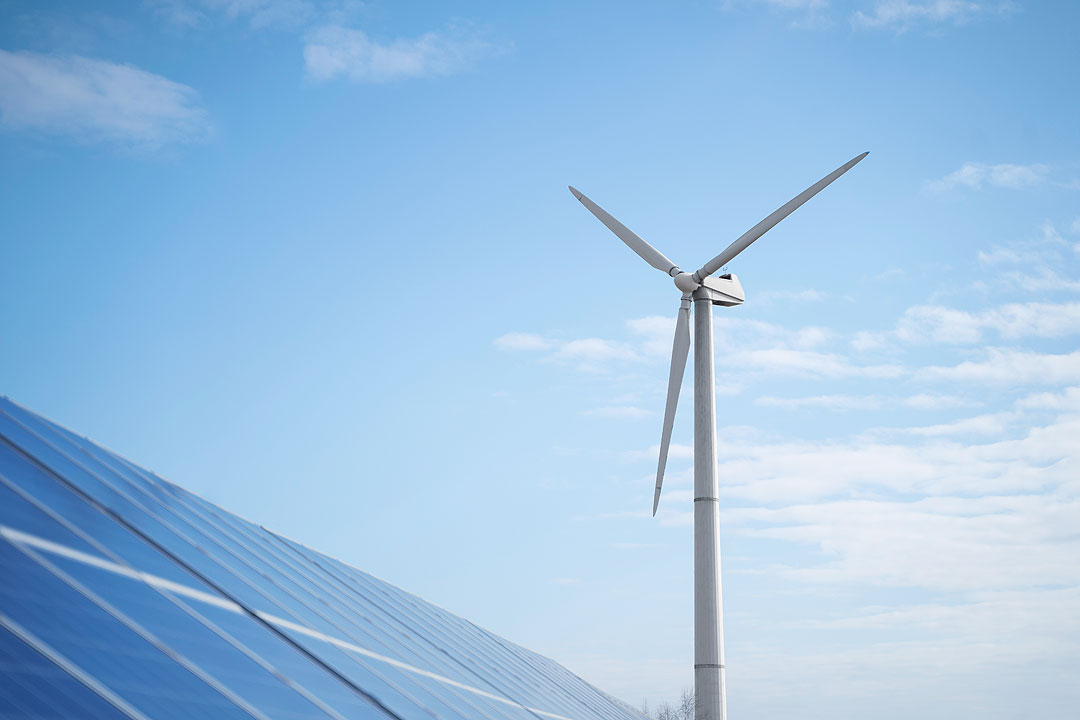 solar-pannels-wind-mill