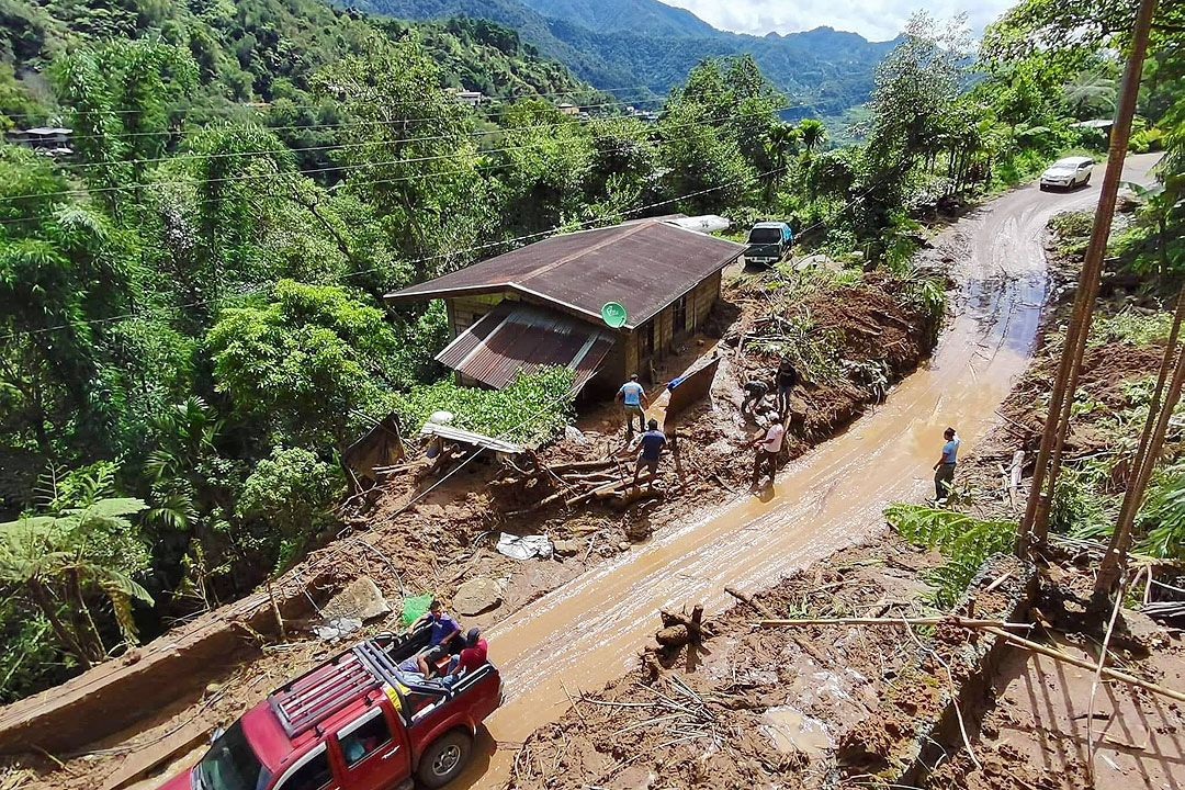 Banaue-mudslide-PNP-IFUGAO-2ND-PMFC