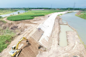 DPWH halts bidding for all locally funded projects