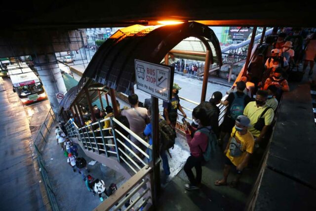 EDSA-bus-carousel