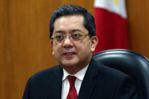 Comelec says impeachment complaint recycled allegations