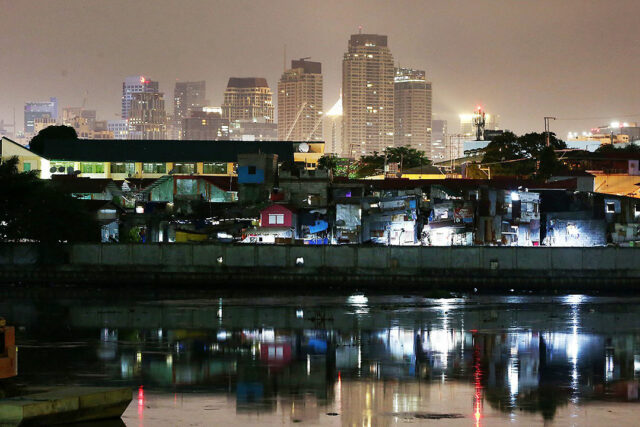 Makati-night-PHILSTAR-MIGUEL-DE-GUZMAN