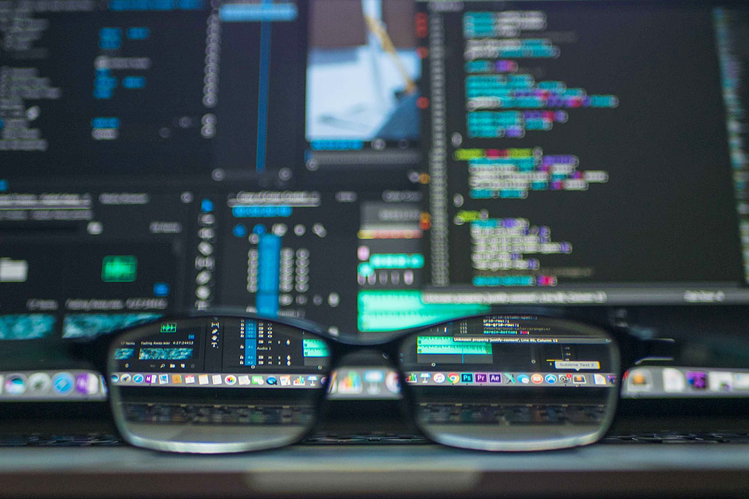 glasses-computer-laptop