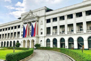No tuition hikes, more in-person classes next year, DLSU says