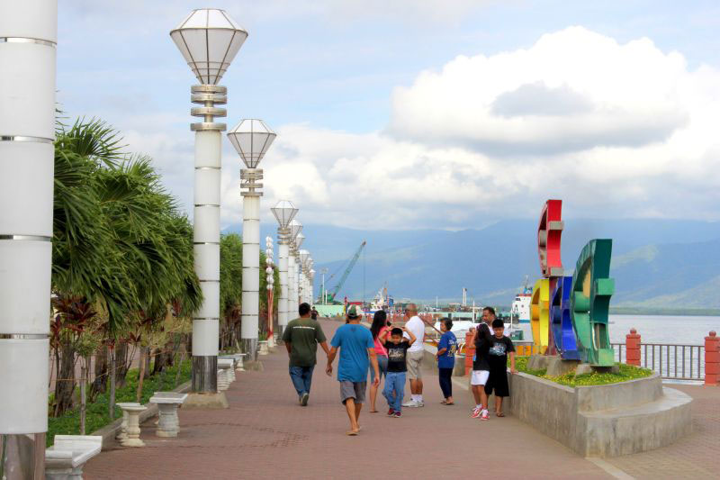 puerto-princesa-tourist
