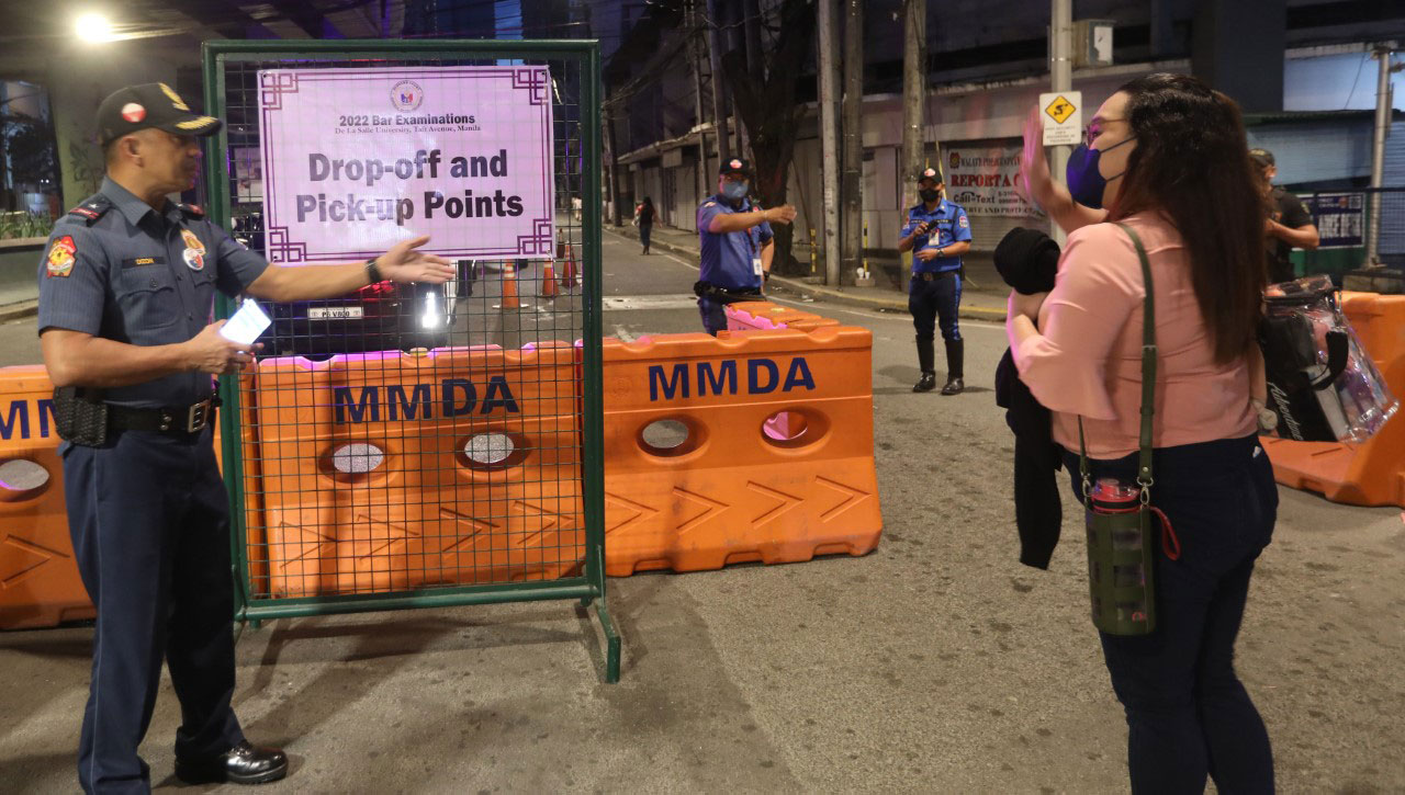 9,207 finish first day of 2022 bar exams BusinessWorld Online