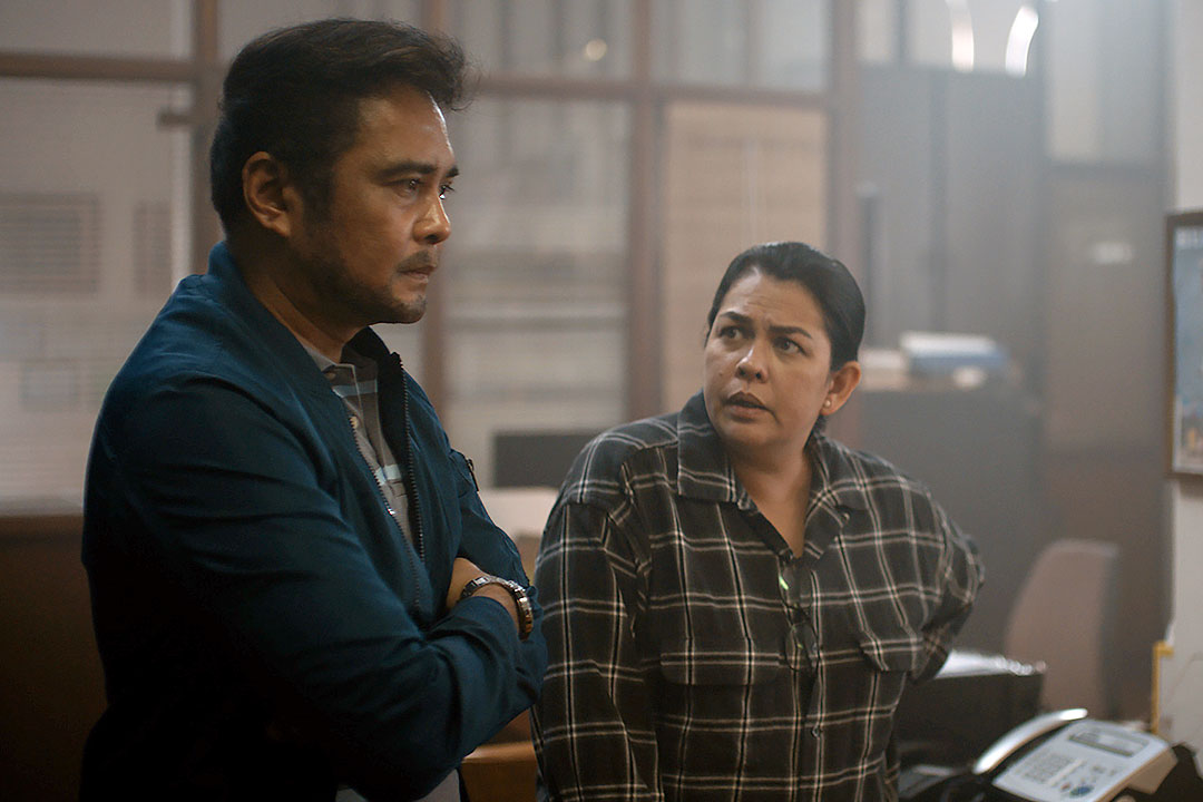 On-The-Job---Episode-6---09---Lotlot-De-Leon-and-John-Arcilla