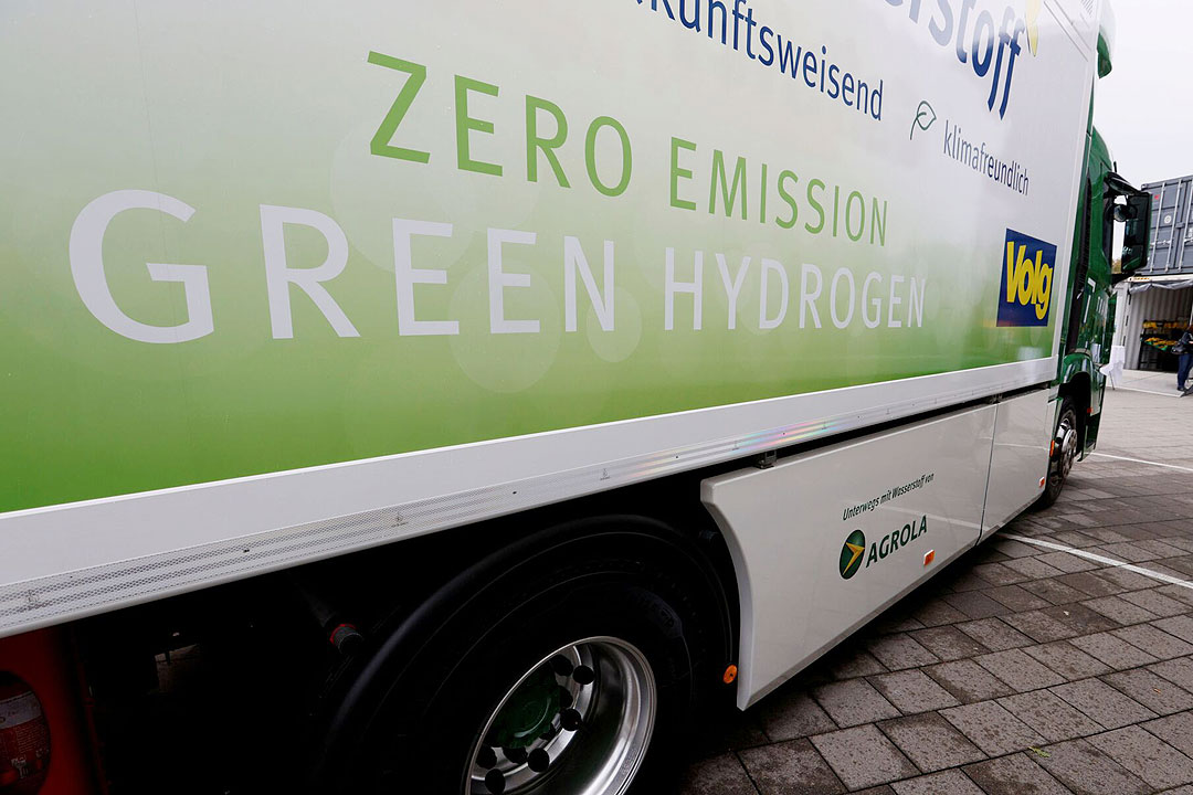 switzerland-hydrogen fuel cell truck