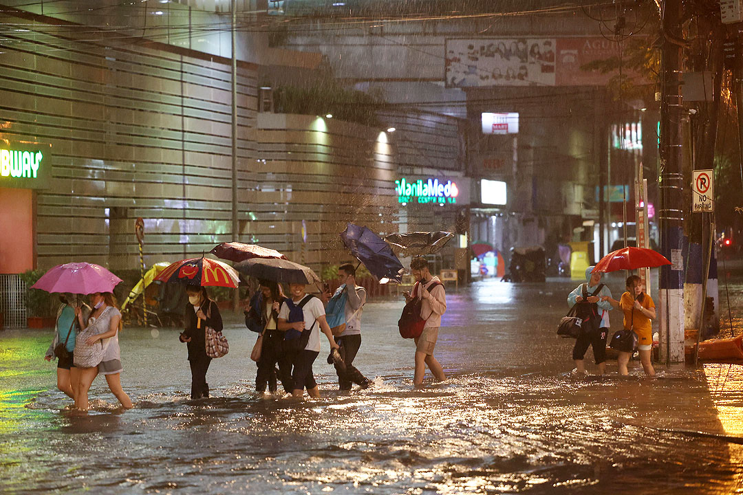typhoon-paeng-flood