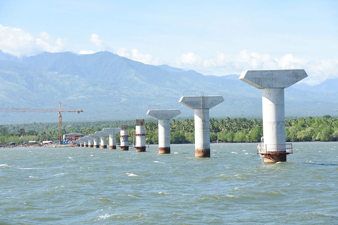 Panguil-bridge-61%-DPWH