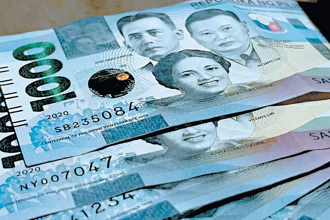 Peso rises to new 7-month high on GDP - BusinessWorld Online