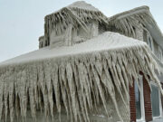 US deep freeze leaves more than 700,000 without power