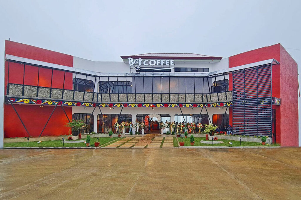 Bo’s Coffee opens biggest store in Marawi; Starbucks drivethru