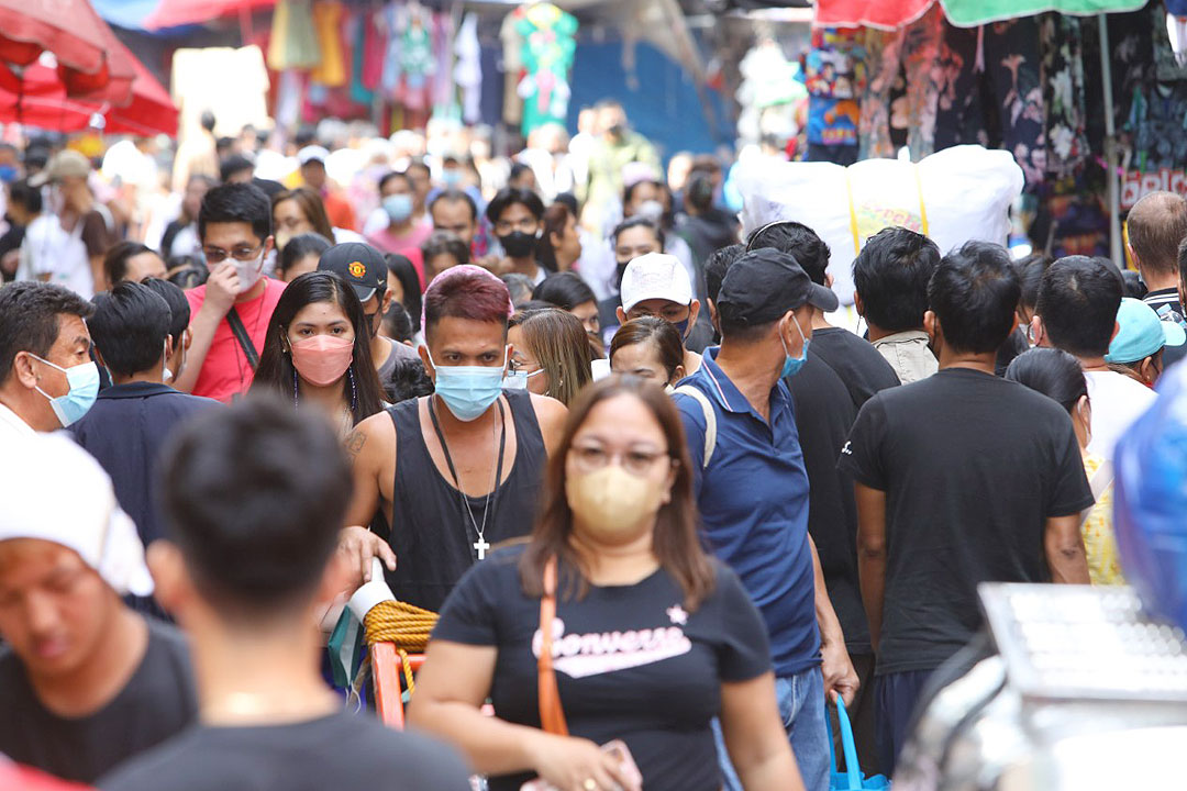 Crowd-Divisoria-PHILSTAR-WALTER-BOLLOZOS