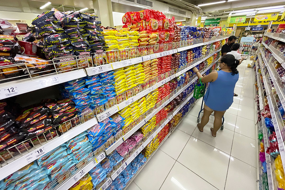 grocery-shoppers