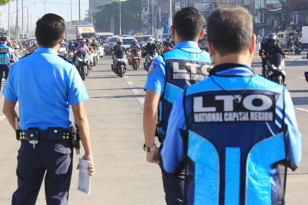 LTO-edsa-PHILSTAR-EDD-GUMBAN