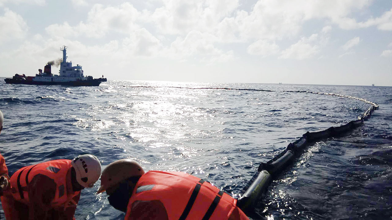 Mindoro-oil-spill