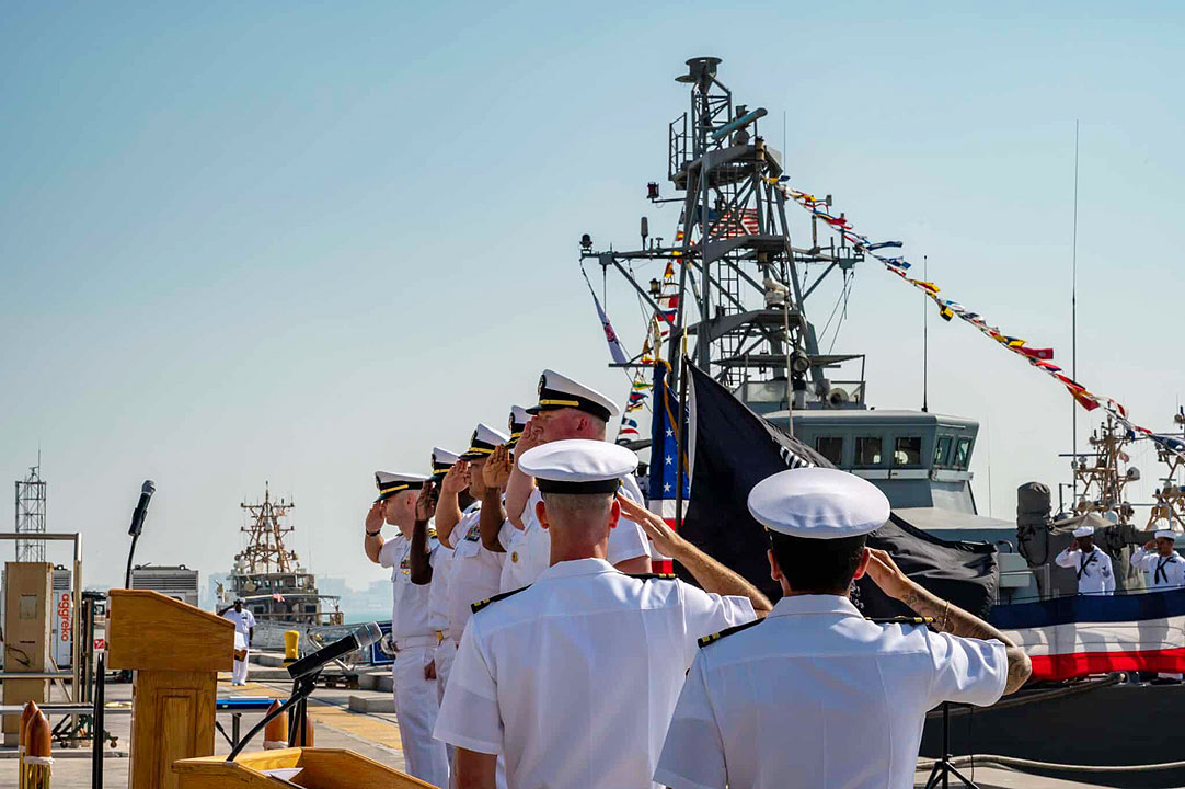 U.S. 5th Fleet-sailors