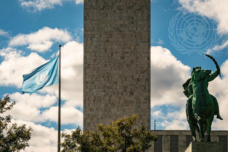 UN flag-Peace Monument