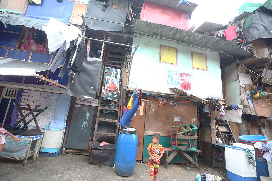 child-slum-area-Tondo-PHILSTAR-MIGUEL-DE-GUZMAN