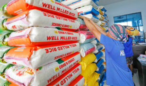 Imported rice ‘blend’ being studied to keep prices low