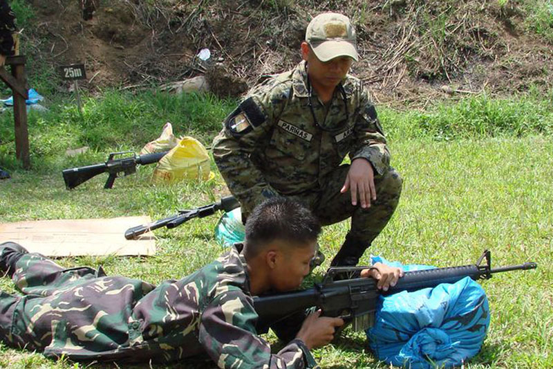 ROTC_small_arms_training_in_the_Philippines