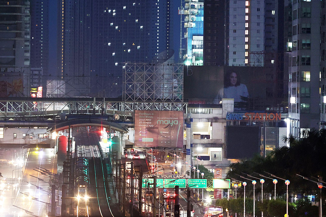 buildings-railway