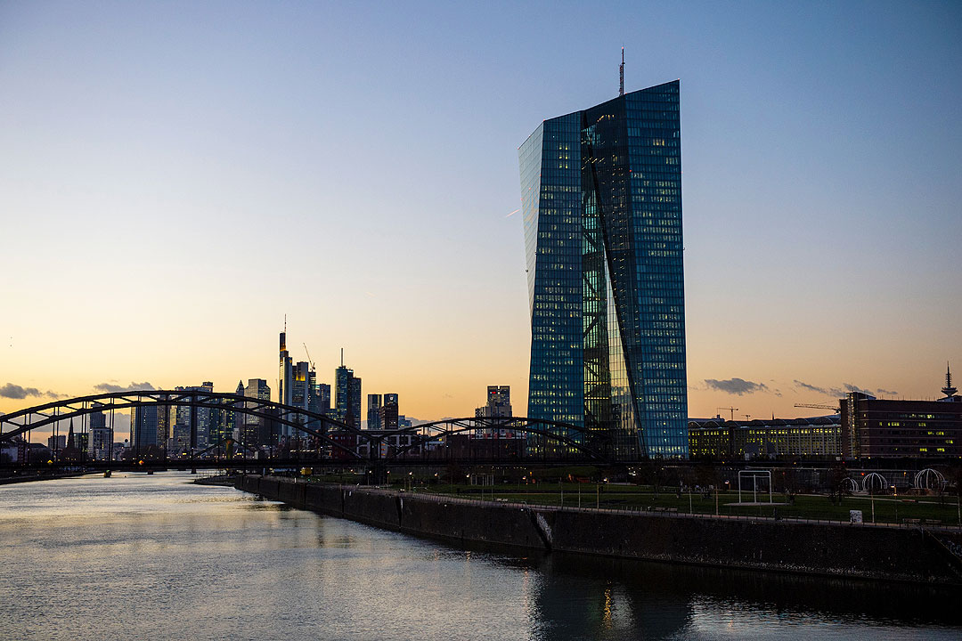 ECB-Frankfurt-buildings skyline