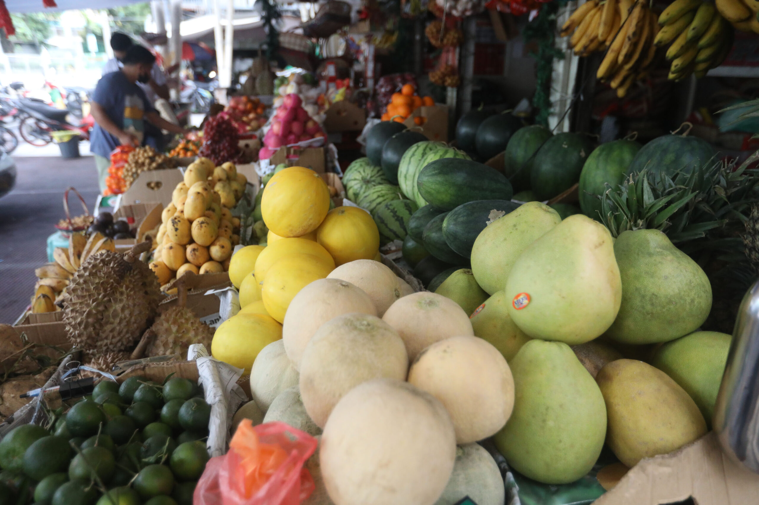 FRUITS