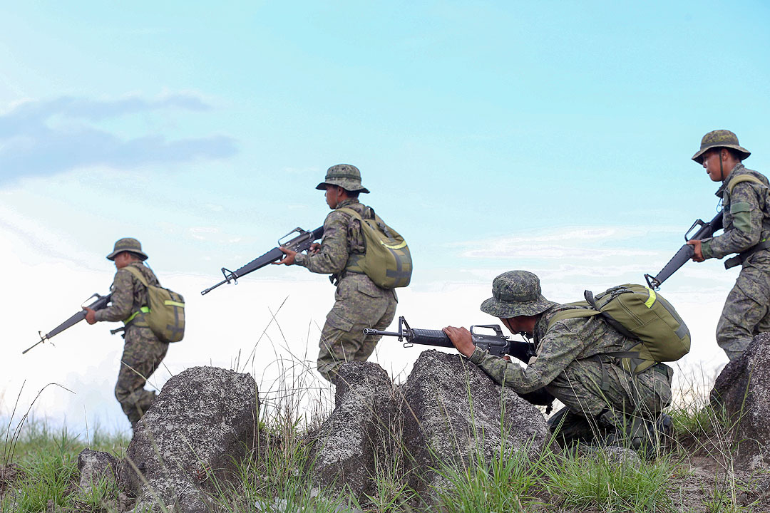 soldiers-military training
