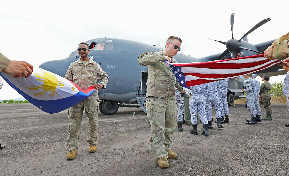 Balikatan-2023-flags-PHILSTAR-WALTER-BOLLOZOS