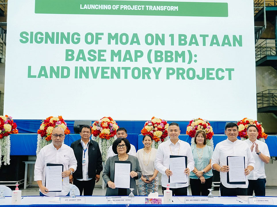 Bataan-geodatabase-signing-DENR