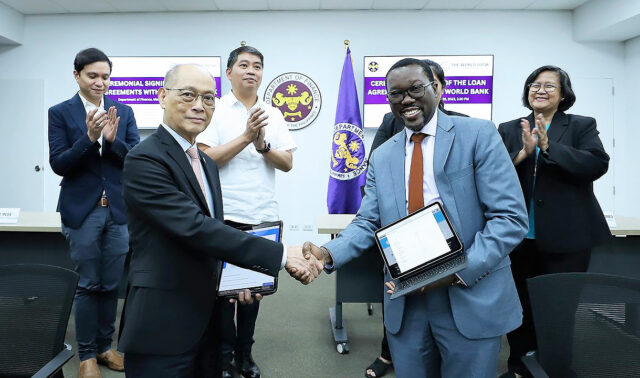 World-Bank-loan-signing