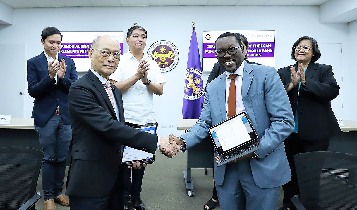 World-Bank-loan-signing