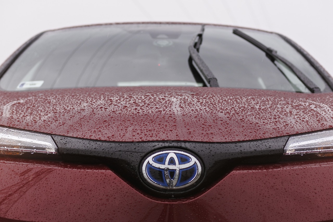 toyota-2897313_1280.jpg