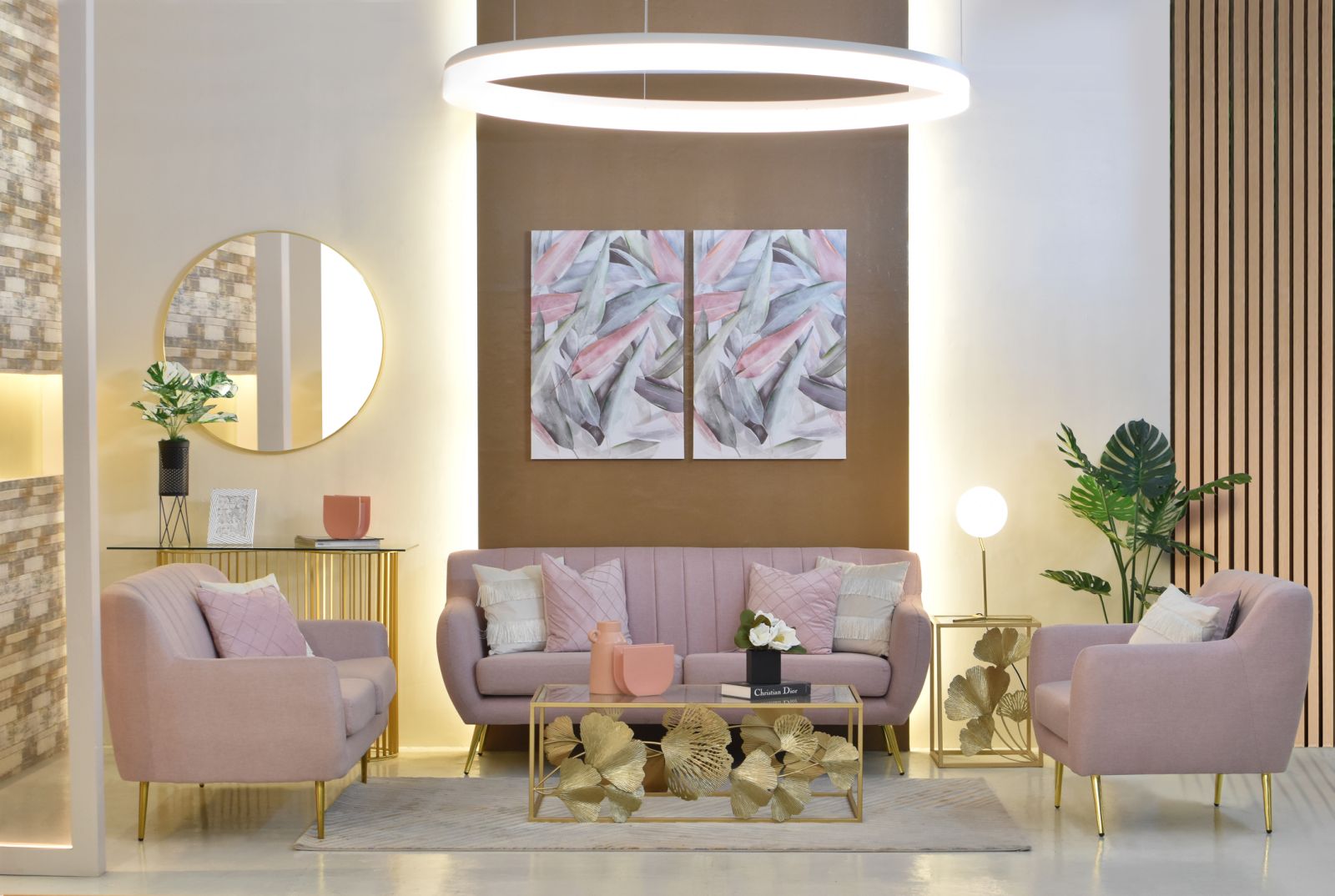 Barbie Themed-Lifestyle BW