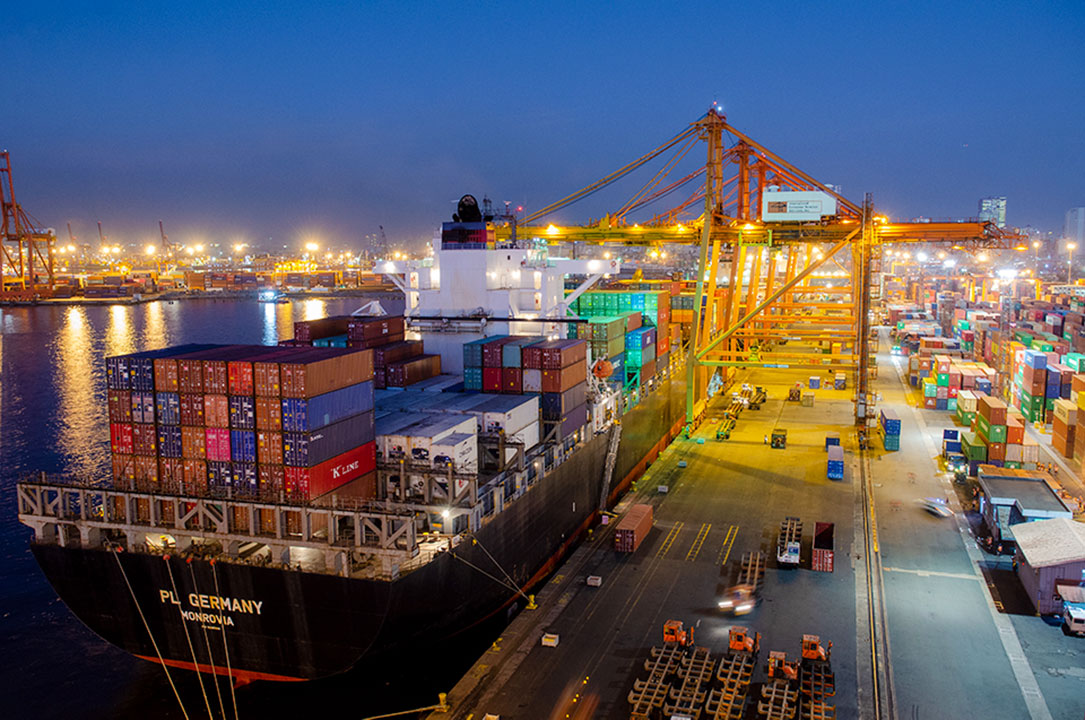 MICT-port container van