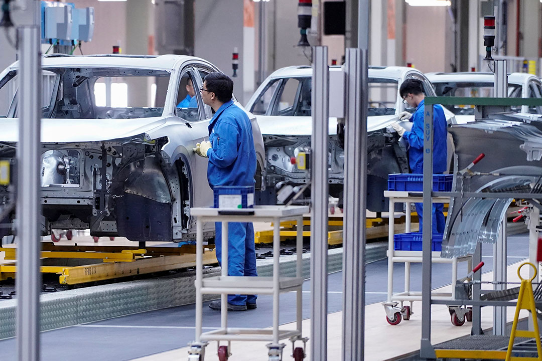 China-electric vehicle assembly