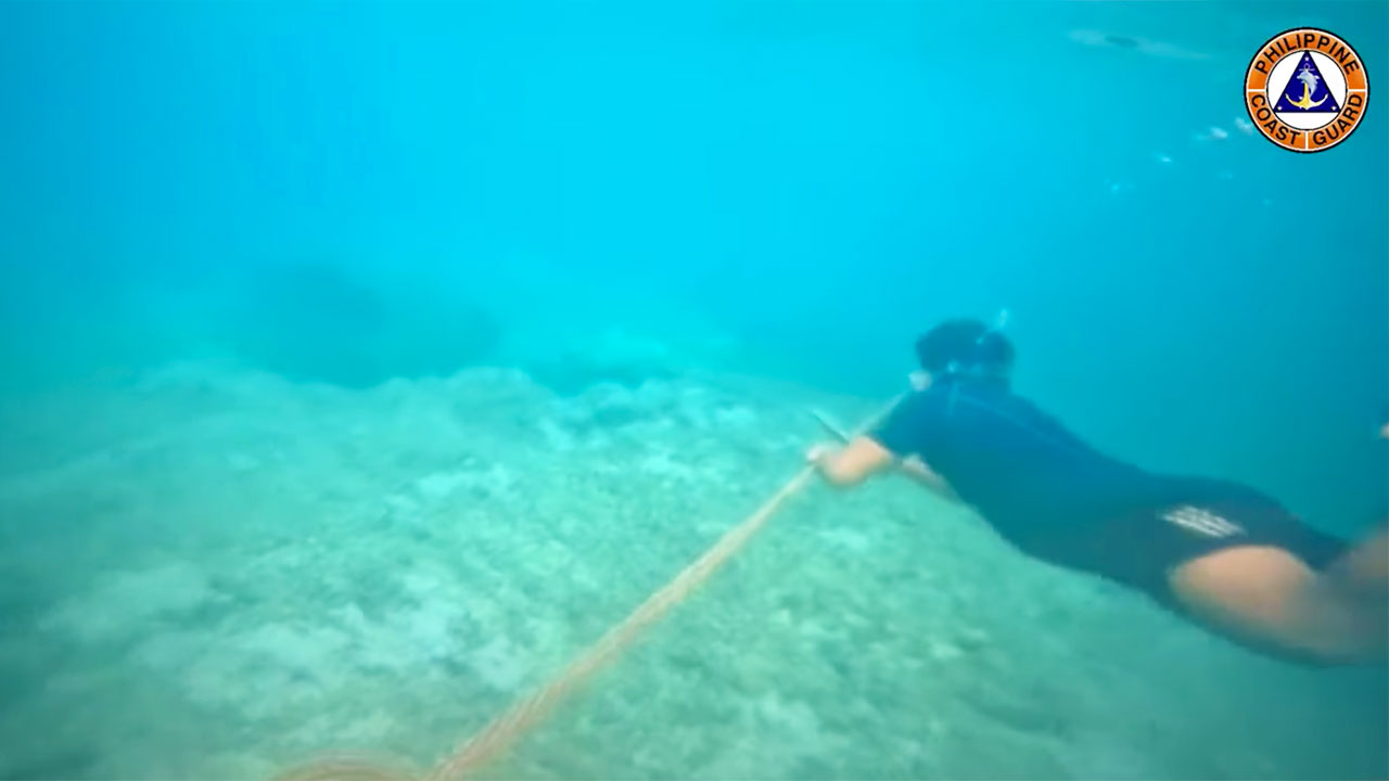 PCG-Bajo de Masinloc floating barrier