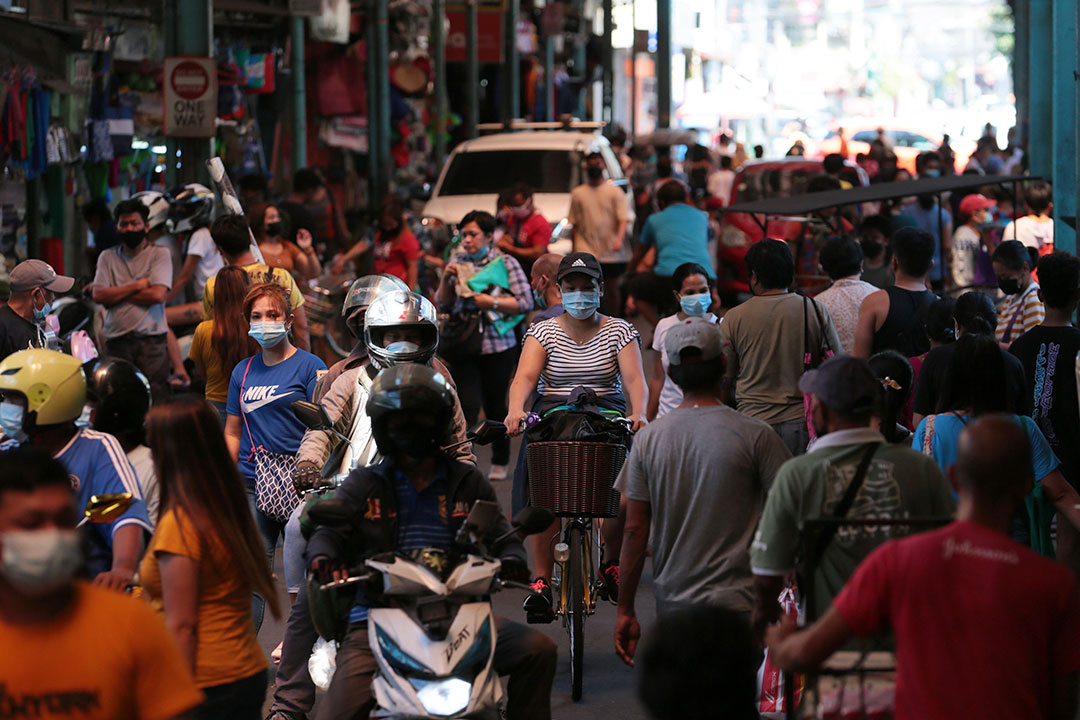 crowd-public market