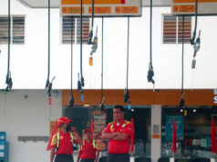 Policy balancing act seen needed to avert stagflation