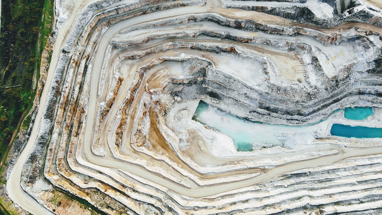 quarry-mining