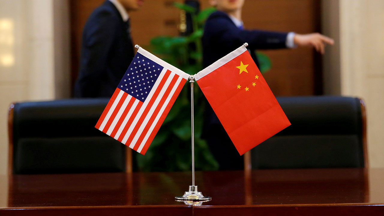 US-China-flags
