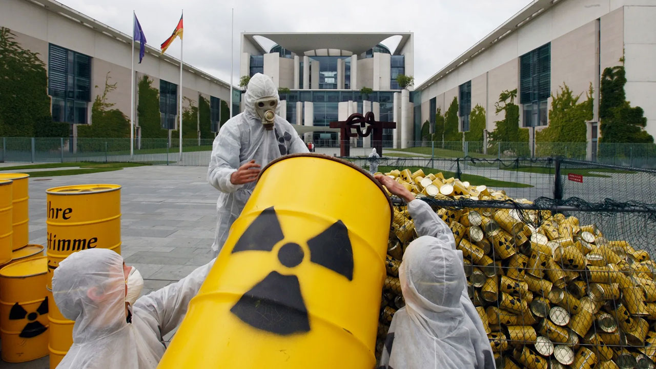 Berlin-Nuclear waste-Environmental activists